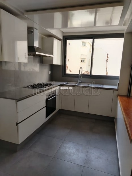 Appartement a la location vide a Racine 9000dh - Location Immobilier - Casablanca - photo 4