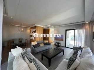 Penthouse joliment meublé avec une grande terrasse en location longue durée à CFC - Appartement à louer - Casablanca