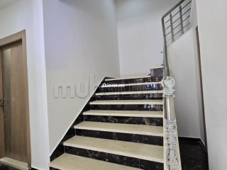 Vente d'un bel appartement à Martil. 2 chambres agréables. Ascenseur - Appartement à vendre - Martil