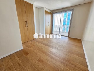 Joli appartement avec terrasse et vue dégagée - Appartement à louer - Casablanca