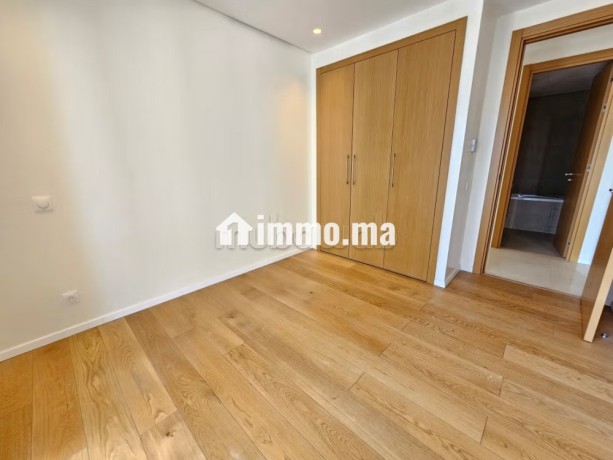 joli-appartement-avec-terrasse-et-vue-degagee-big-14