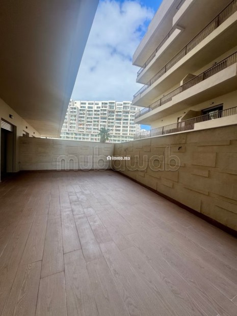 À louer – Studio avec grande terrasse au cœur du CFC - Location Immobilier - Casablanca - photo 3