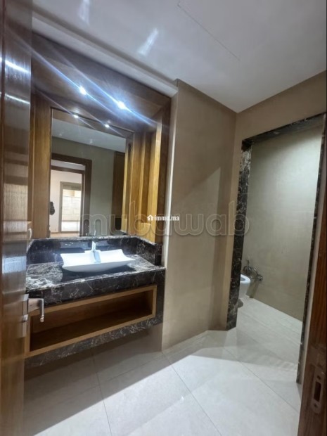 À louer – Studio avec grande terrasse au cœur du CFC - Location Immobilier - Casablanca - photo 8