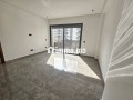 joli-studio-neuf-avec-piscine-et-gym-small-2