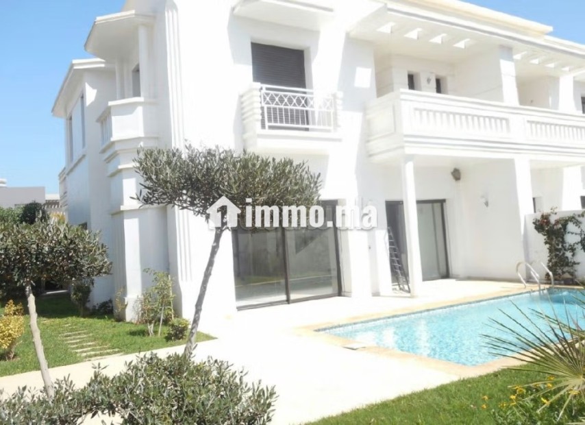 Belle villa vide golf bouskoura - Location Immobilier - Bouskoura - photo 1