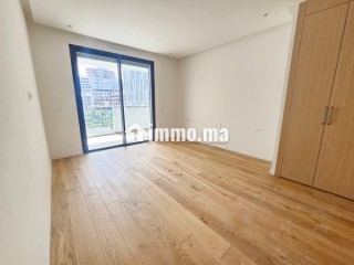 Joli appartement neuf avec terrasse - Appartement à louer - Casablanca