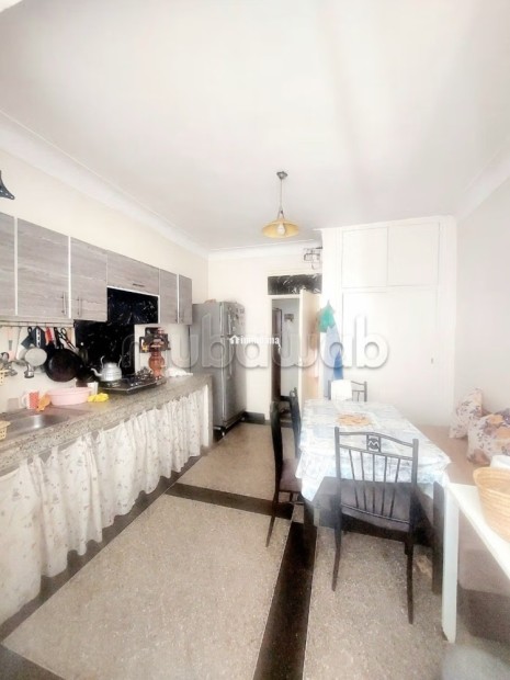 Bel Appartement à Vendre – Quartier Historique de Casablanca– 4ème Étage, - Vente Immobilier - Casablanca - photo 7