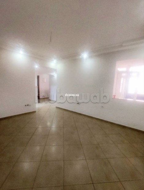 Un emplacement stratégique et calme, quartier al fida proche de Garage Allal et Derb Tolba, avec accès rapide aux lignes de tramway 2 et 3 - Vente Immobilier - Casablanca - photo 4