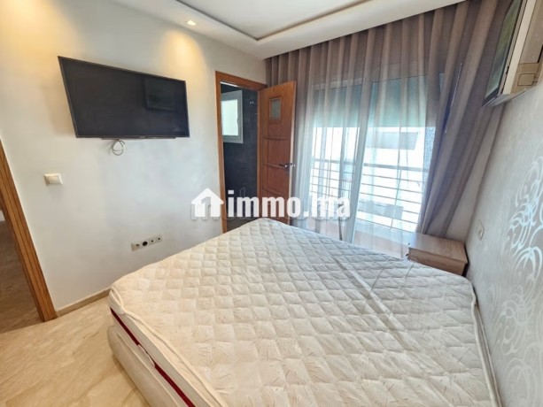 cosy-appartement-joliment-meuble-big-6