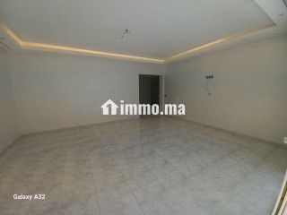 Très bel appartement en location à Racine. 5 pièces. Service de concierge et climatisation - Appartement à louer - Casablanca