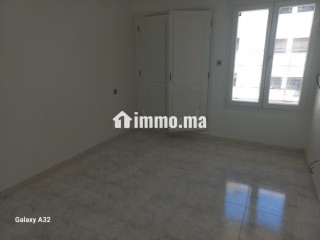 Très bel appartement en location à Racine. 5 pièces. Service de concierge et climatisation - Appartement à louer - Casablanca