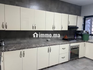 Villa à louer à Ain Diab. Piscine et terrasse Superficie 400 m². Tout confort climatiseur et cheminée - Villa à louer - Casablanca