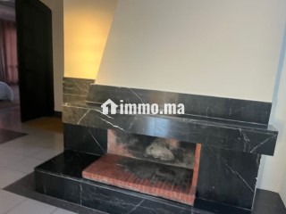 Villa à louer à Ain Diab. Piscine et terrasse Superficie 400 m². Tout confort climatiseur et cheminée - Villa à louer - Casablanca