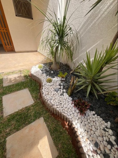 A 8 minutes du Morocco mall, jolie villa à louer bâti 400 m2,4 chambres, 3 niveaux terrasse, - Location Immobilier - Casablanca - photo 2