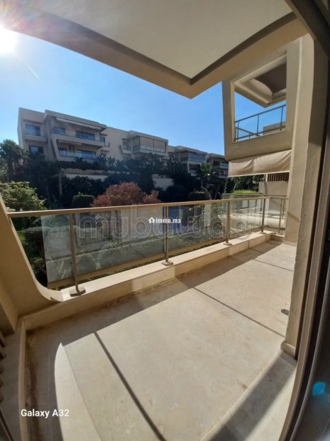 Location Apartement à Ville Verte avec Terrasse residence. Surface totale 140 m². Avec ascenseur et espace vert - Location Immobilier - Bouskoura - photo 2