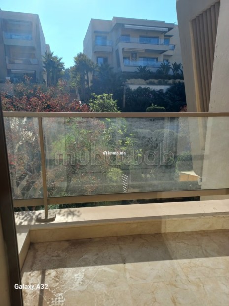 Location Apartement à Ville Verte avec Terrasse residence. Surface totale 140 m². Avec ascenseur et espace vert - Location Immobilier - Bouskoura - photo 4