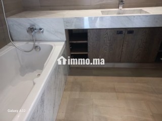 Location Apartement à Ville Verte avec Terrasse residence. Surface totale 140 m². Avec ascenseur et espace vert - Appartement à louer - Bouskoura