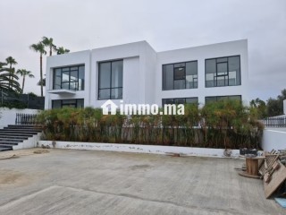Plateau Bureaux de 2 000 m² sur Souissi RABAT - Bureau à vendre - Rabat
