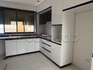 Appartement à l'achat à Al Boustane. 2 pièces. Salon traditionnel et porte blindée - Appartement à vendre - El Jadida
