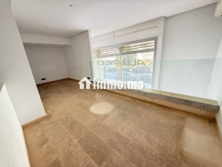 Magnifique magasin sur l’avenue haut agdal - Appartement à vendre - Rabat
