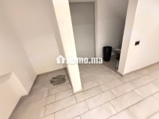 Magnifique magasin sur l’avenue haut agdal - Appartement à vendre - Rabat