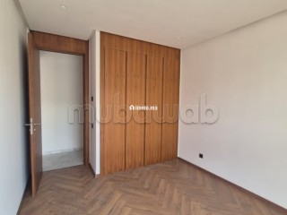 Location appartement neuf sur CFC vu jardin - Appartement à louer - Casablanca