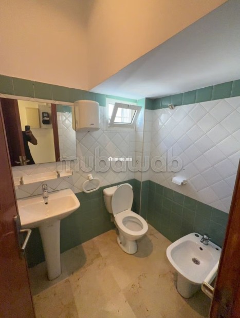 Très bel appartement à louer bureau - Location Immobilier - Rabat - photo 3