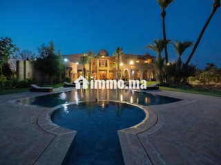 Un luxueux palais en vente à la palmeraie MARRAKECH - Appartement à vendre - Marrakech