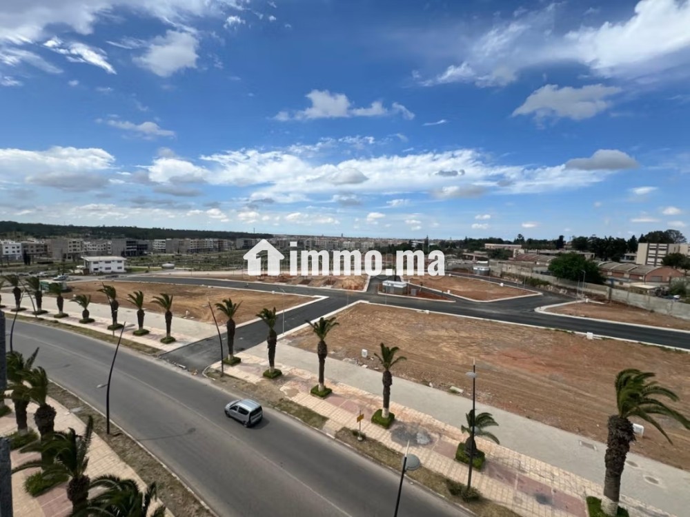 Terrain R plus 3 à vendre avec 2 façades. Superficie 170 m² - Terrain à vendre - Benslimane