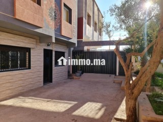 Magnifique villa à vendre à Selouane. 4 belles chambres. Porte blindée et résidence sécurisée - Villa à vendre - Autre