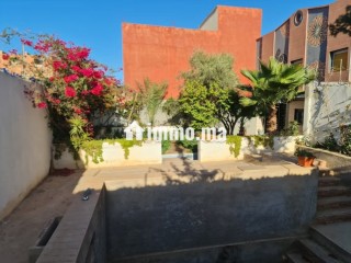 Magnifique villa à vendre à Selouane. 4 belles chambres. Porte blindée et résidence sécurisée - Villa à vendre - Autre