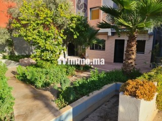 Magnifique villa à vendre à Selouane. 4 belles chambres. Porte blindée et résidence sécurisée - Villa à vendre - Autre