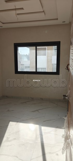Superbe appartement à vendre à Riad Oulad Mtaa. Surface de 120 m². Antenne parabolique, résidence sécurisée - Vente Immobilier - Temara - photo 4