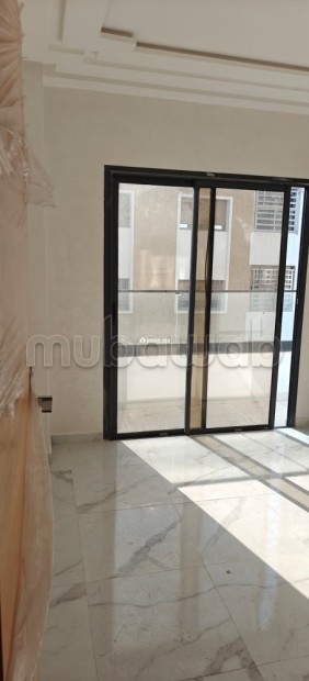Superbe appartement à vendre à Riad Oulad Mtaa. Surface de 120 m². Antenne parabolique, résidence sécurisée - Vente Immobilier - Temara - photo 8
