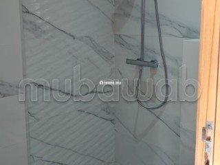 Superbe appartement à vendre à Riad Oulad Mtaa. Surface de 120 m². Antenne parabolique, résidence sécurisée - Appartement à vendre - Temara