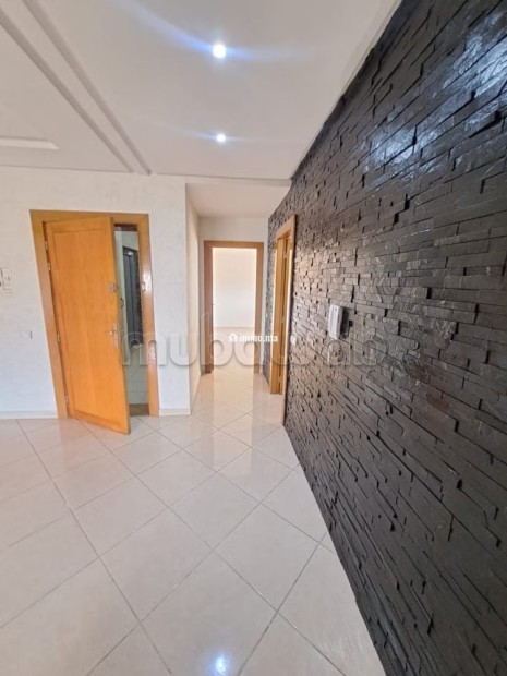 Location d'un appartement en Centre. Surface totale 110 m². Résidence avec concierge - Location Immobilier - Kenitra - photo 1