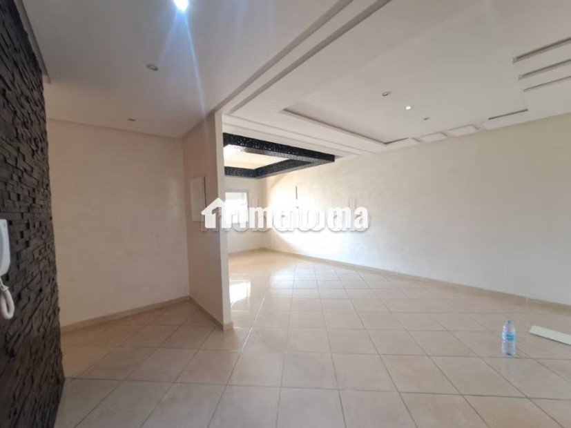 Location d'un appartement en Centre. Surface totale 110 m². Résidence avec concierge - Location Immobilier - Kenitra - photo 5