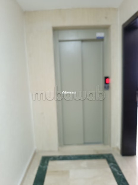 Appartement à louer à Hay Mohammadi. 3 pièces. Bien meublé - Location Immobilier - Agadir - photo 2