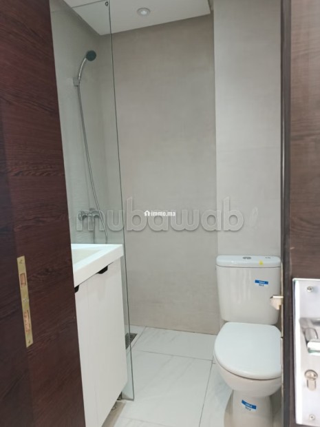Appartement à louer à Hay Mohammadi. 3 pièces. Bien meublé - Location Immobilier - Agadir - photo 5