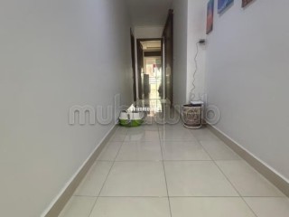 Vend appartement en Centre.
Surface de 100 m² - Appartement à vendre - Tanger