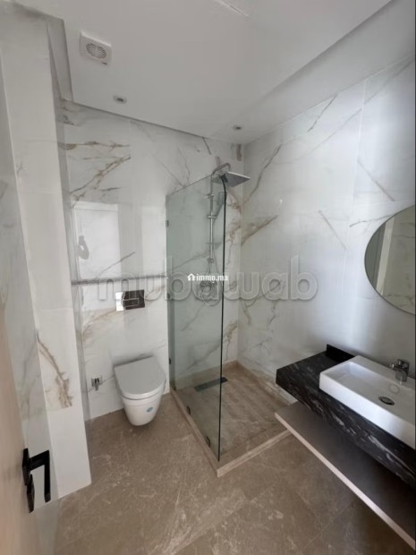 Appartement en vente à Bourgogne Ouest. 1 Pièce. Parking et ascenseur - Vente Immobilier - Casablanca - photo 5