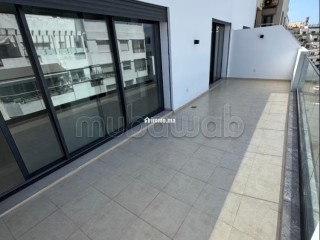 Appartement en vente à Bourgogne Ouest. 1 Pièce. Parking et ascenseur - Appartement à vendre - Casablanca