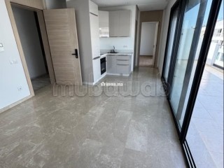Appartement en vente à Bourgogne Ouest. 1 Pièce. Parking et ascenseur - Appartement à vendre - Casablanca