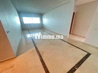appartement-a-lachat-a-belvedere-3-chambres-avec-ascenseur-et-terrasse