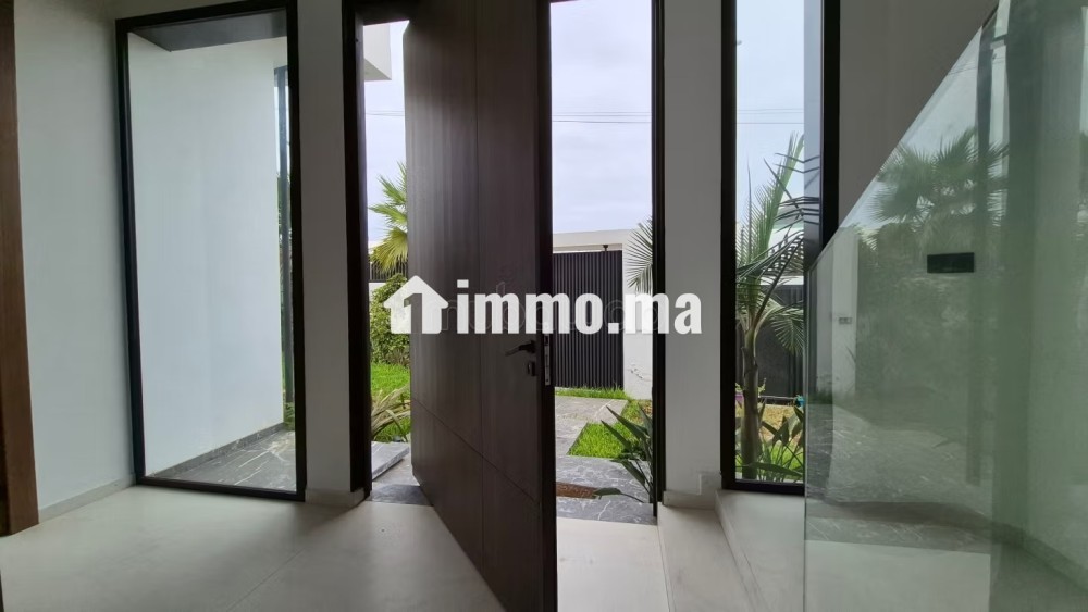 Villa moderne et récente sur Ain Diab - Location Immobilier - Casablanca - photo 2