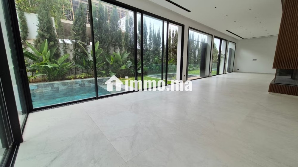 Villa moderne et récente sur Ain Diab - Location Immobilier - Casablanca - photo 4