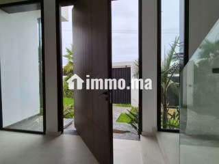 Villa moderne et récente sur Ain Diab - Villa à louer - Casablanca