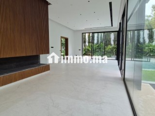 Villa moderne et récente sur Ain Diab - Villa à louer - Casablanca