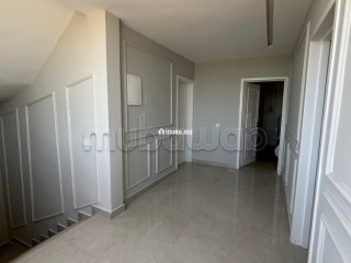 Villa meublée à vendre – Confort et élégance sur 400 m² de terrain - Villa à vendre - Marrakech