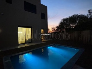 Villa meublée à vendre – Confort et élégance sur 400 m² de terrain - Villa à vendre - Marrakech